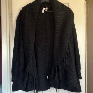 Forever 21 black sweater size small a